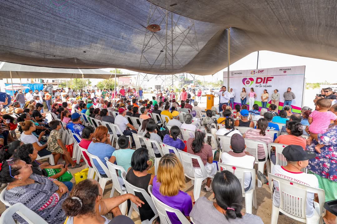 Solucionan Carlos y Alejandra Yelitza, necesidades de familias vulnerables