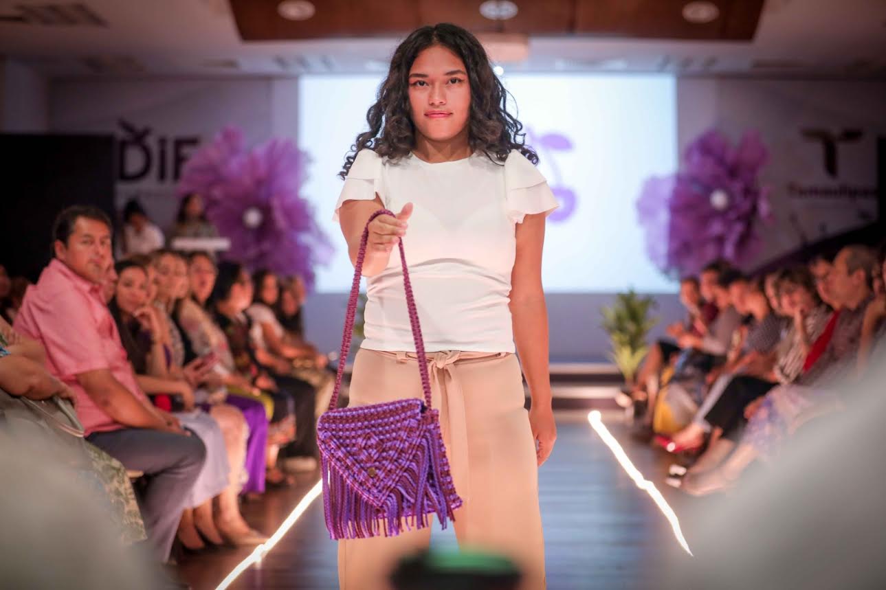 Impulsa DIF Tamaulipas talento y cultura del emprendimiento de las personas con discapacidad visual