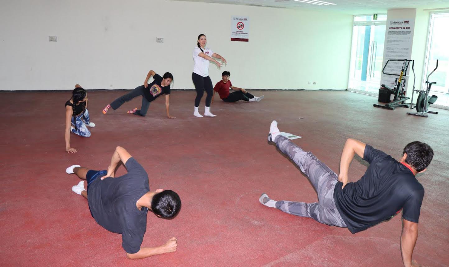 Impulsa Gobierno de Reynosa el alto rendimiento deportivo con clases de Pilates 